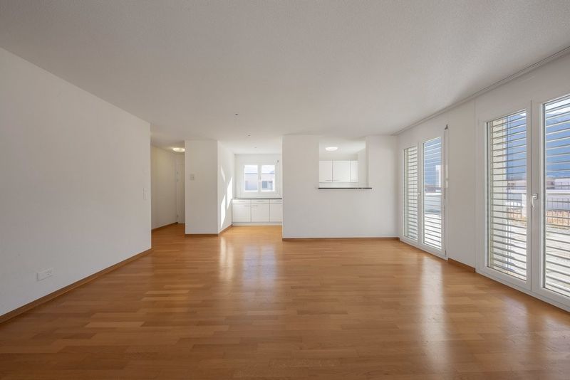 Zentrale Familienwohnung sucht neue Bewohner - 2