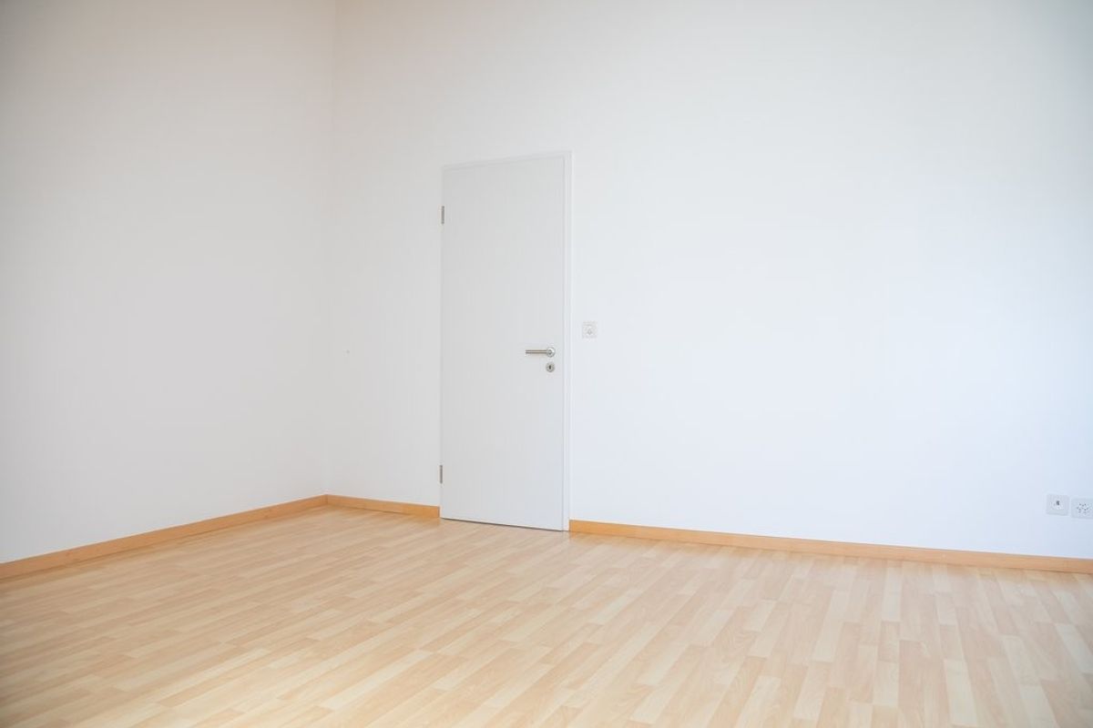 Heimelige Dachwohnung mit Wintergarten - 3