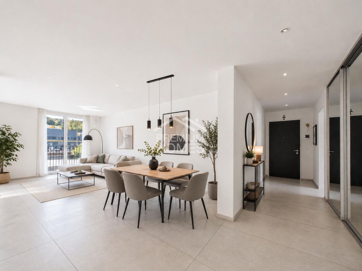 Licht, Design & Komfort - moderne Wohnung mit Loggia - 2