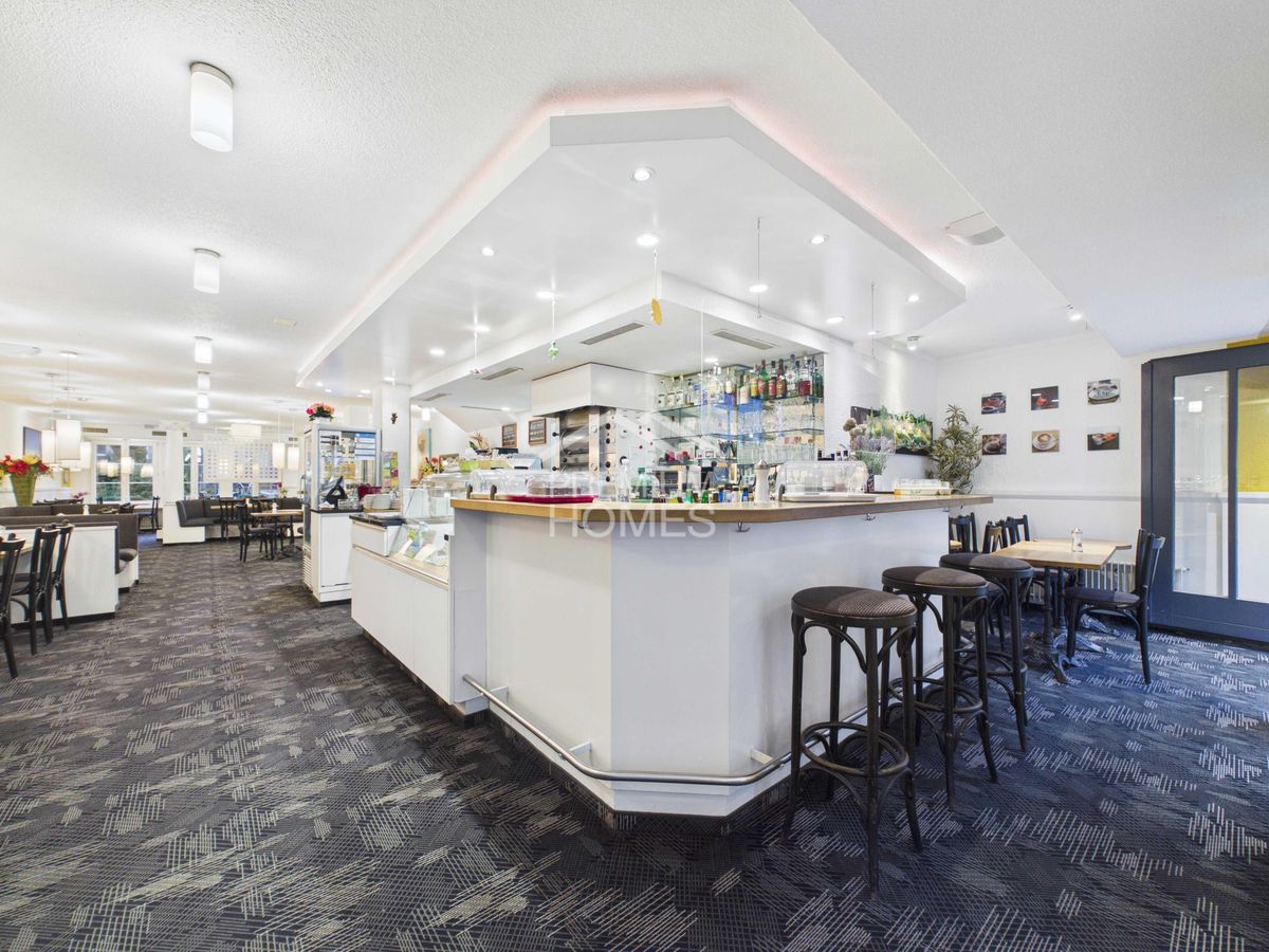 Stilvolles Café & Bistro mit einzigartigem Altstadtflair - 0