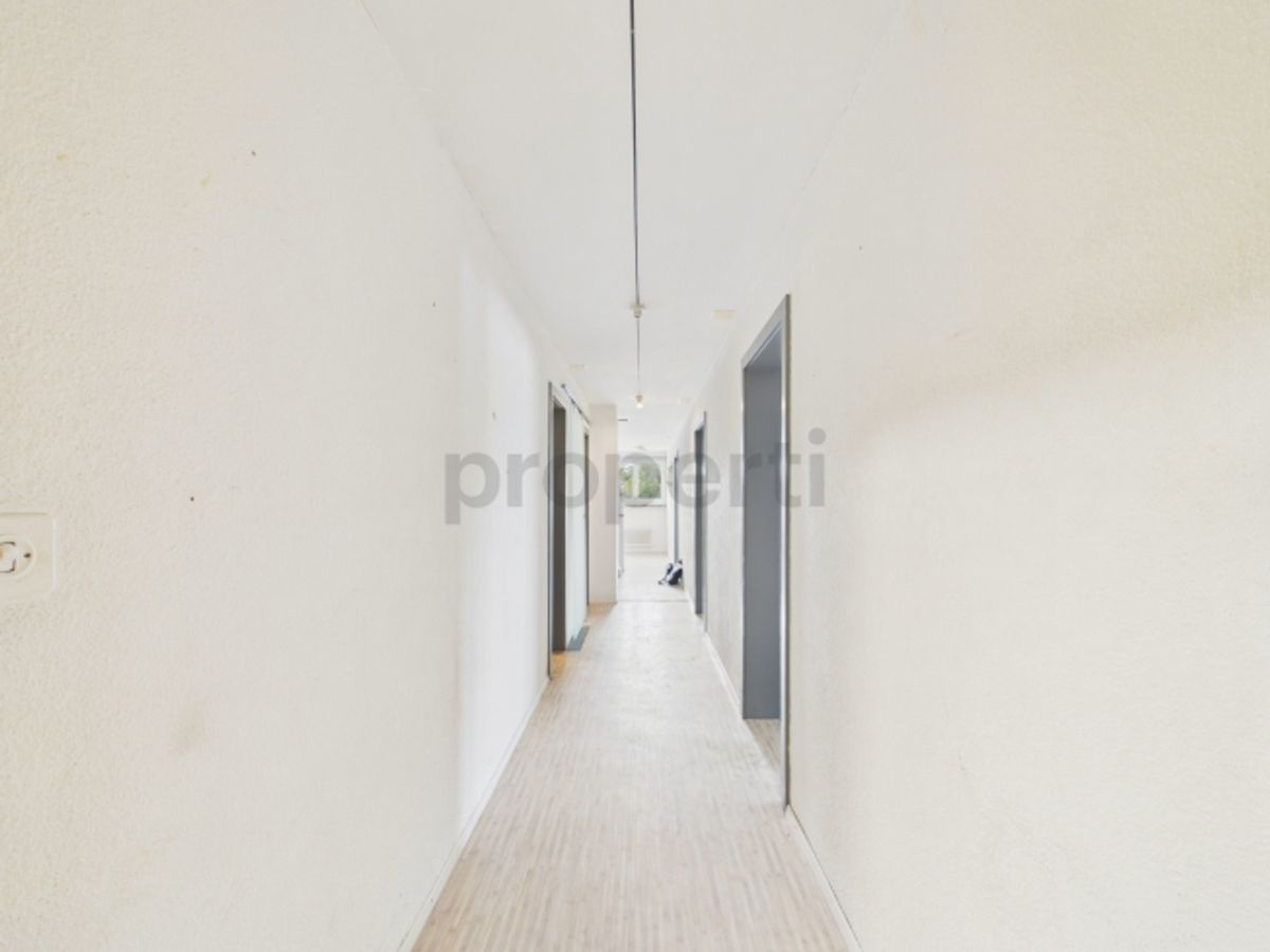 Lichtdurchflutetes Wohnen mit Balkon und Weitsicht - 7