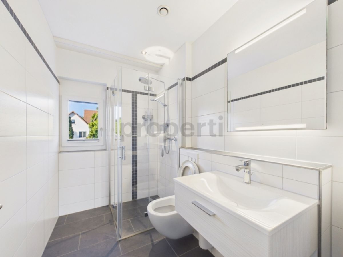 Moderne 4.5-Zimmer-Wohnung mit Balkon, Dachsen - 7