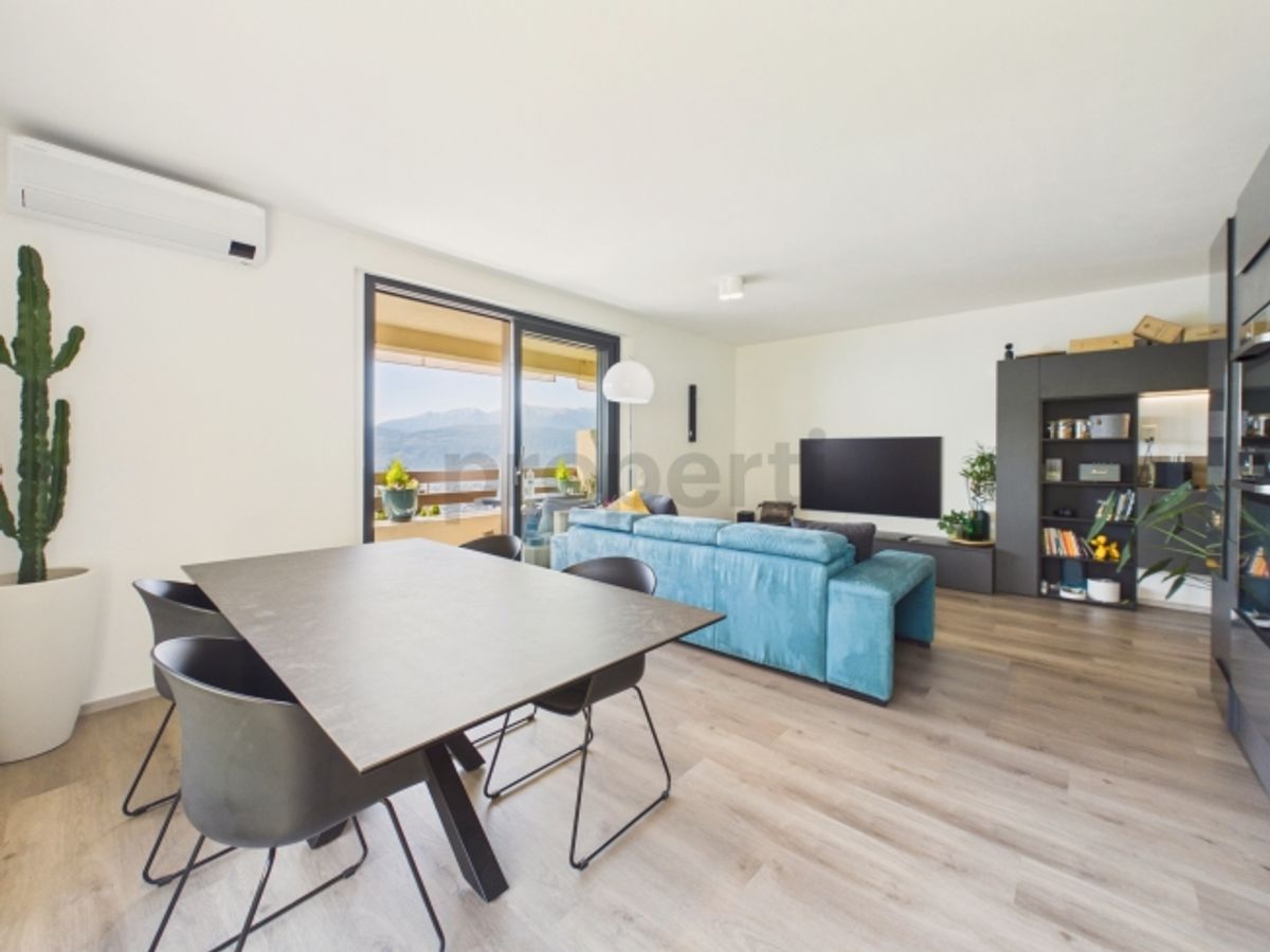 Aldesago elegante 3.5 locali ristrutturato con terrazza vista lago e piscina - 4