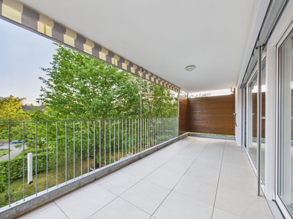 Moderne 4.5-Zimmer-Wohnung mit Balkon, Dachsen - 8