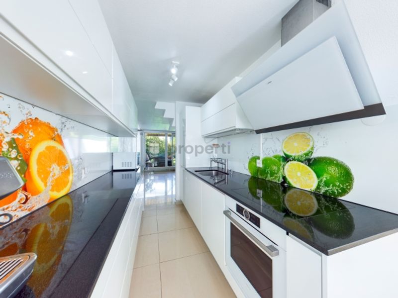 Renovierte Maisonette in schönem Quartier mit 2 Parkplätzen - 4
