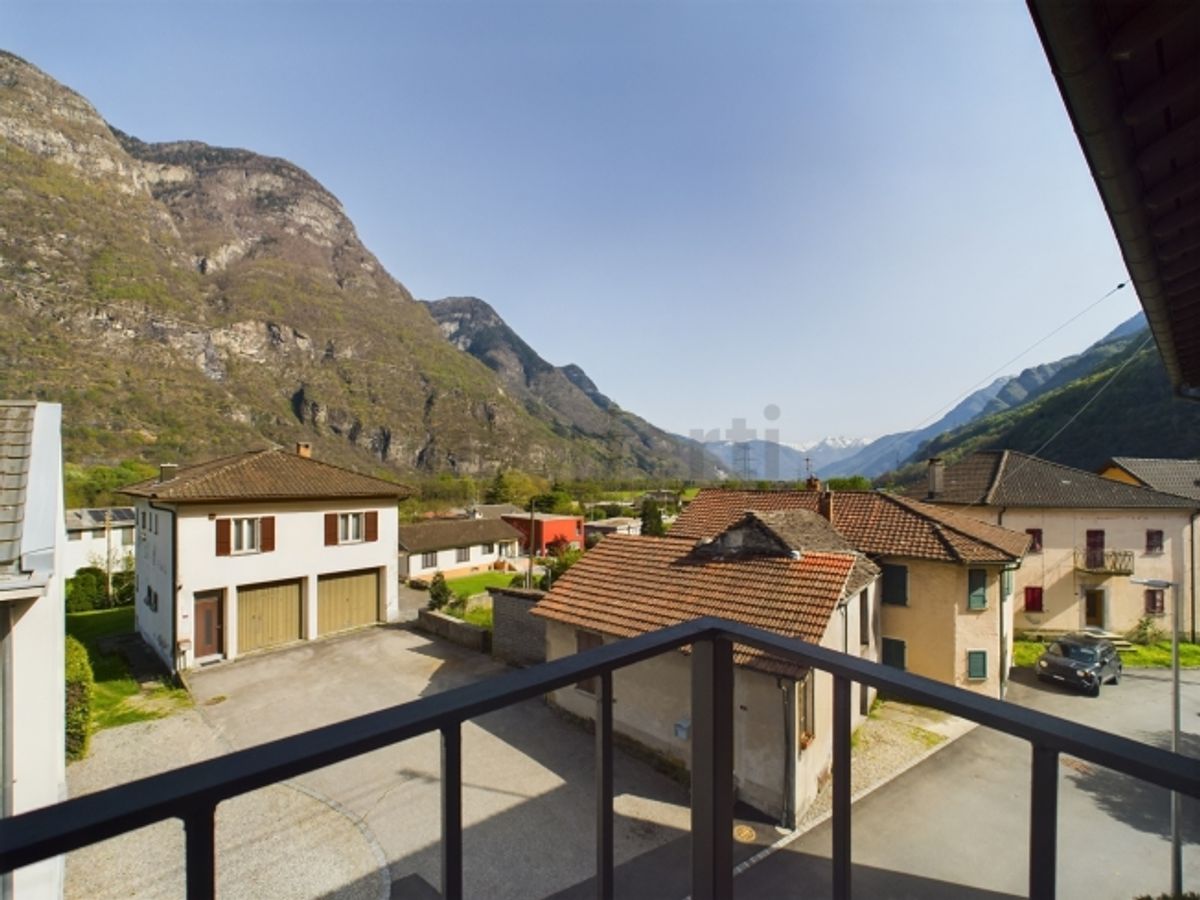 Idyllisches Einfamilienhaus mit 4.5 Zimmern in RivieraIdilliaca casa indipendente con 4,5 locali in Riviera - 8