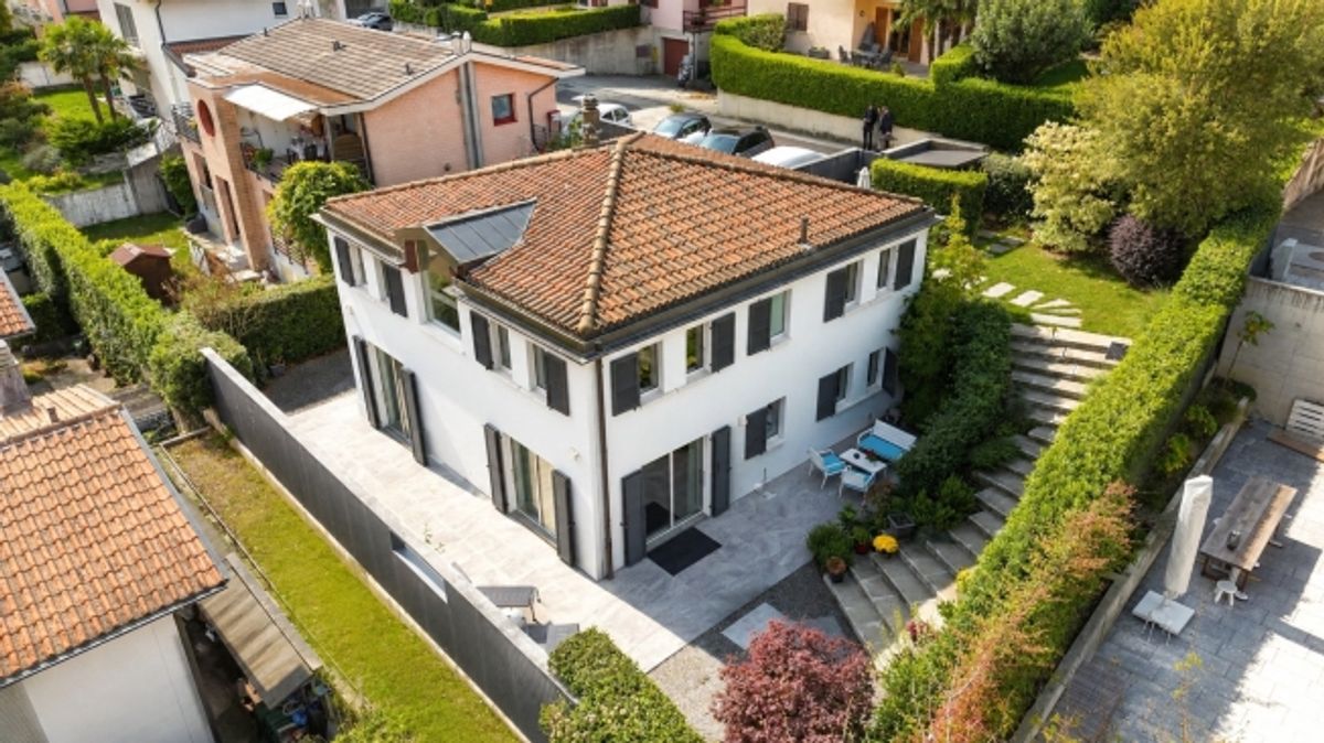 Luminosa villa unifamiliare con 5.5 locali a Riva San Vitale, TI - 11