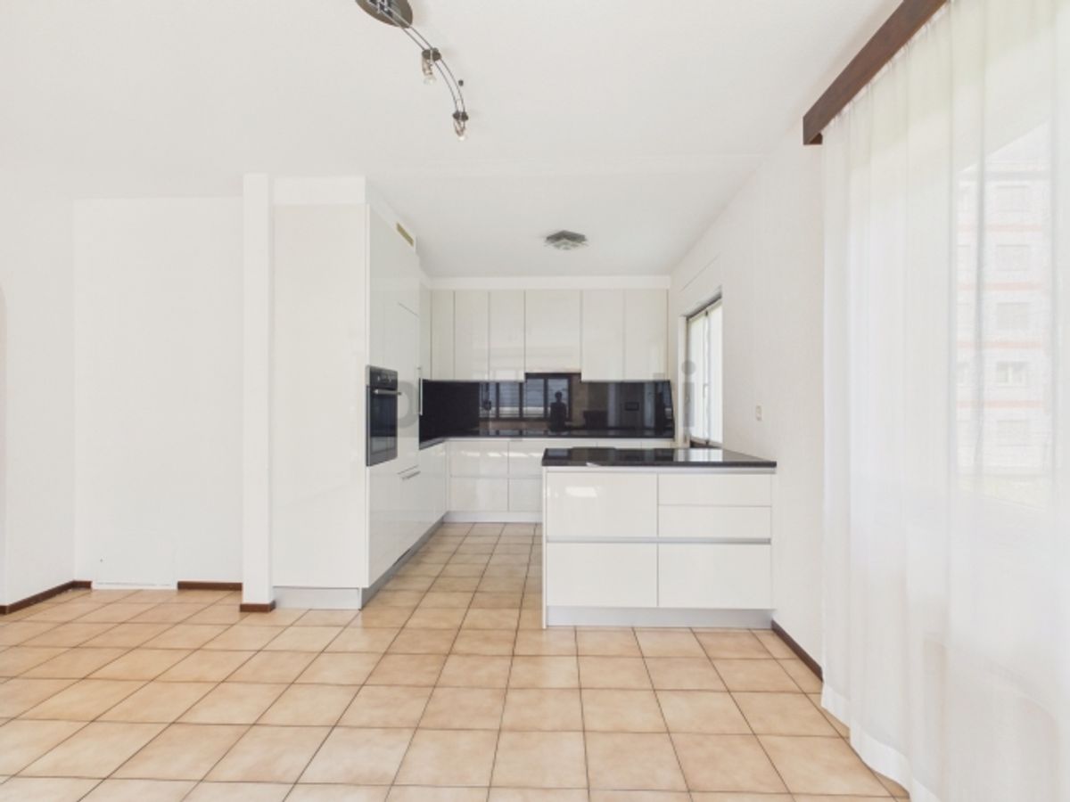 Appartamento 4,5 locali con box auto in casa bifamiliare - 4