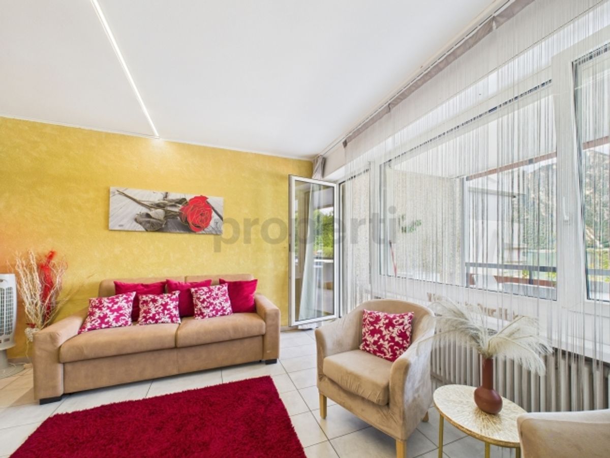 Appartamento 2.5 locali con vista lago e piscina condominiale  ideale come residenza primaria, secondaria o investimento per affitti brevi - 3