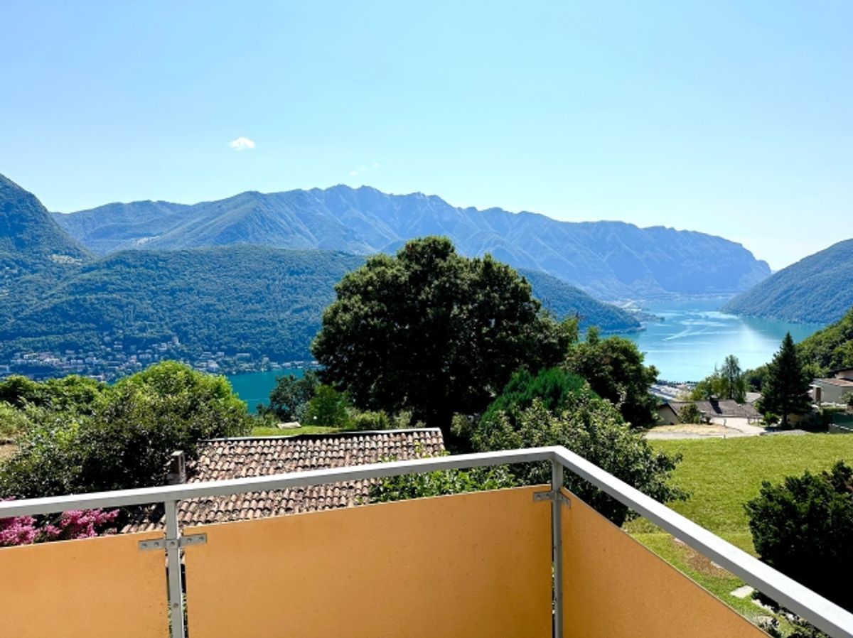 Elegante Attico di 3,5 Locali con Vista sul Lago di Lugano - 9