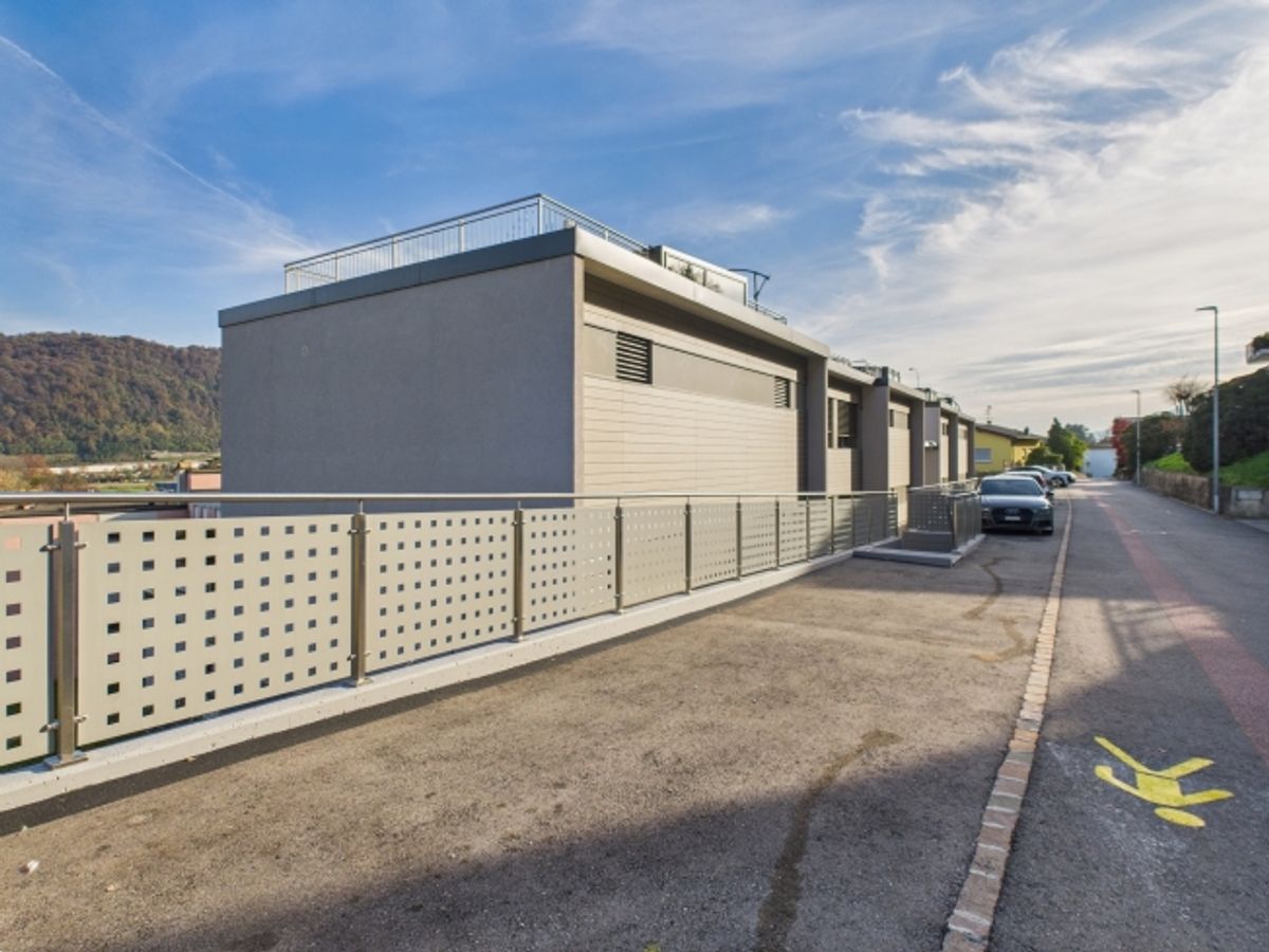 Moderna 2.5 locali attic-flat con ampio balcone, Agno - 8