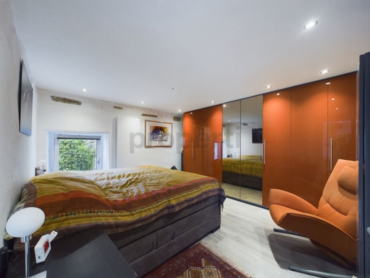 Einzigartiges 5.5-Zimmer-Einfamilienhaus mit separater Dachwohnung in IntragnaUnica casa indipendente di 5,5 locali con attico separato a Intragna - 6