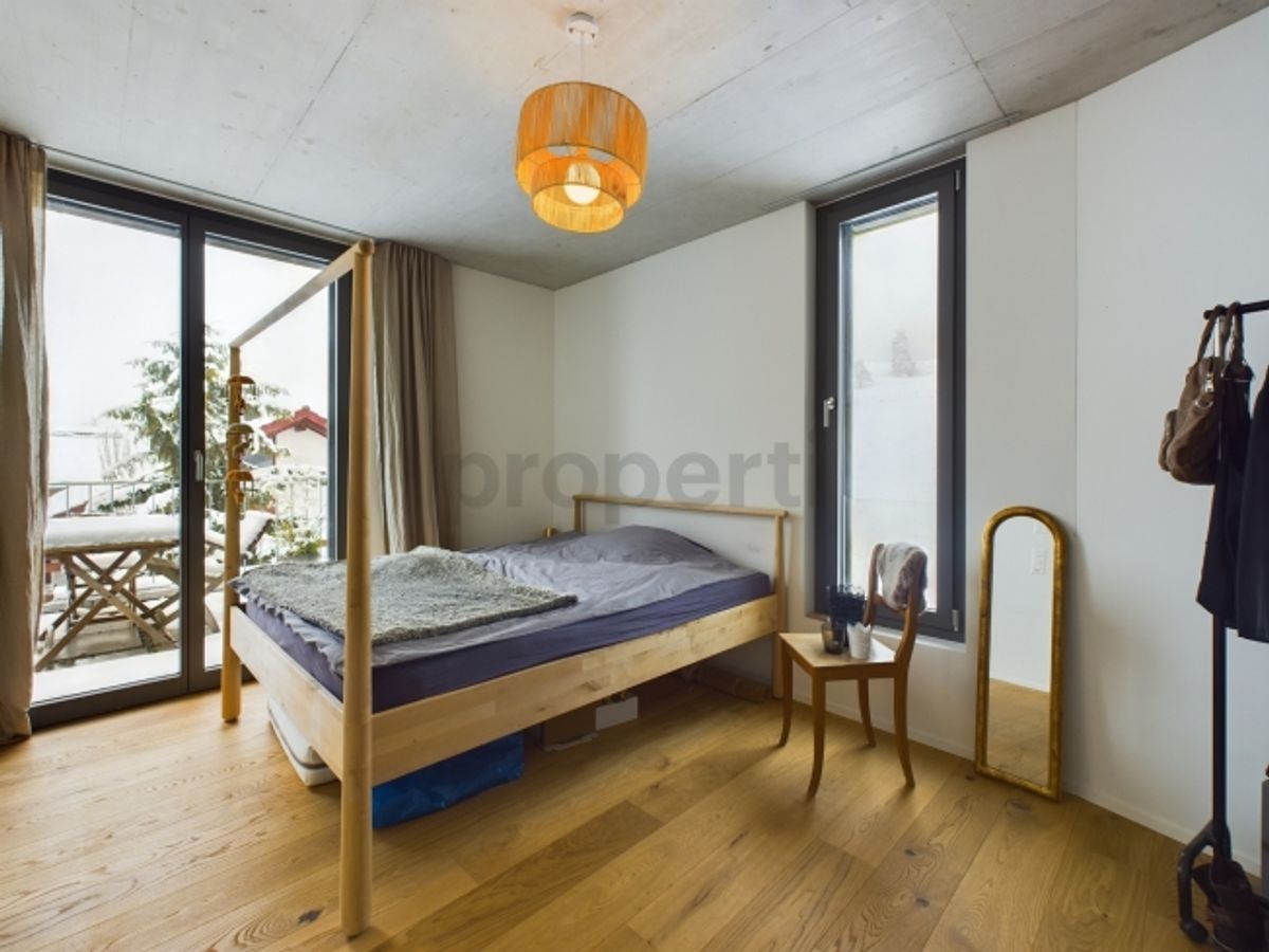 Riesige 90 m² Panorama-Terrasse, voll möbliert und Blick auf den Zugersee - 5