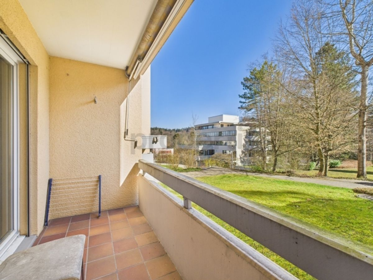 Familienfreundliches Wohnen Renovierte 5.5-Zimmer-Wohnung in Toplage Zollikerberg. - 6