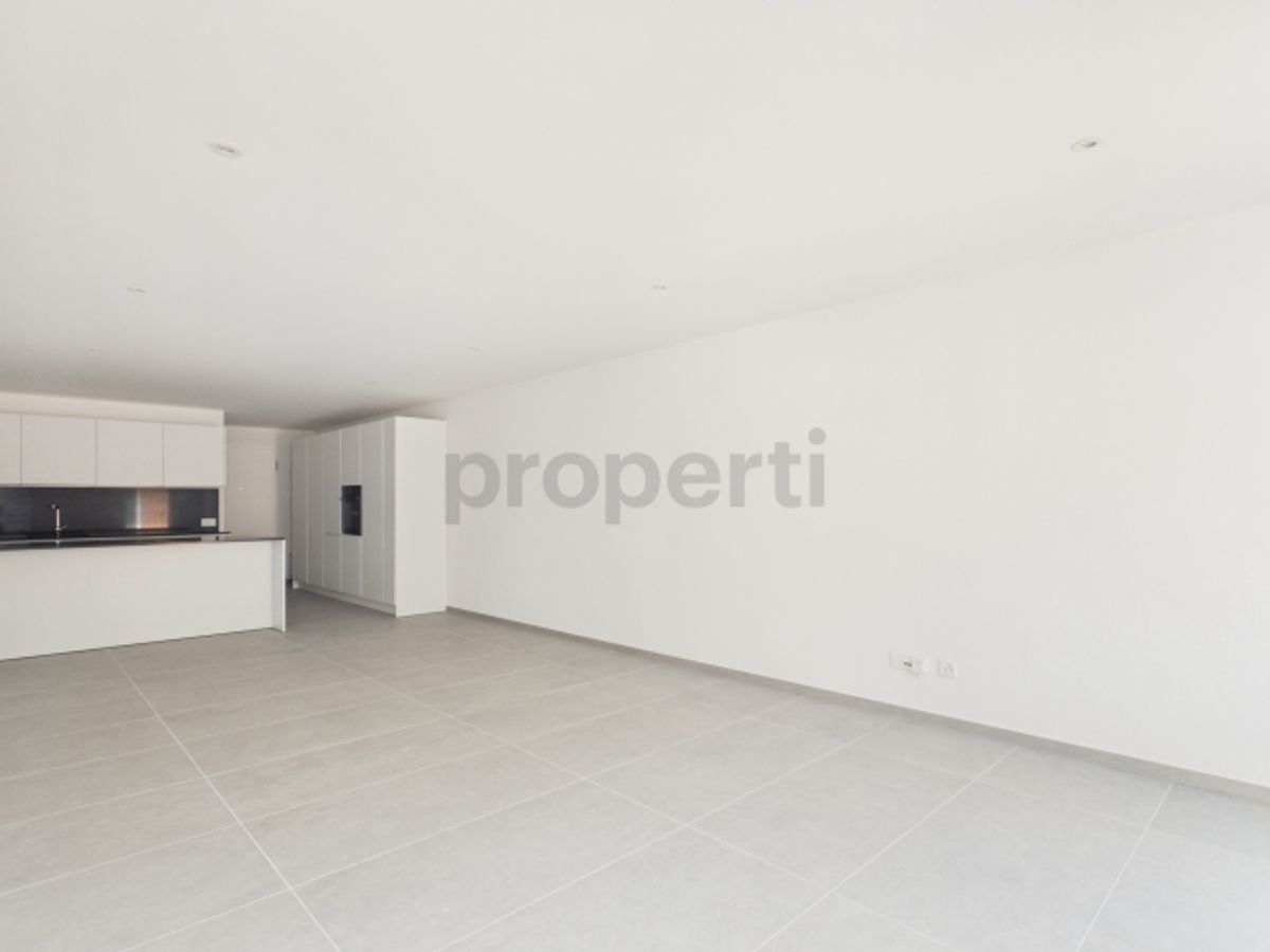Moderno 3.5 locali appartamento con parcheggio interno, Biasca - 4