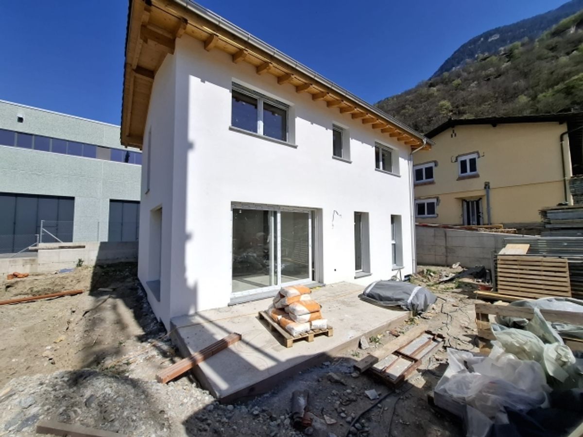 Villetta indipendente in prossima edificazione a Cadenazzo in nuovo complesso residenziale - 1