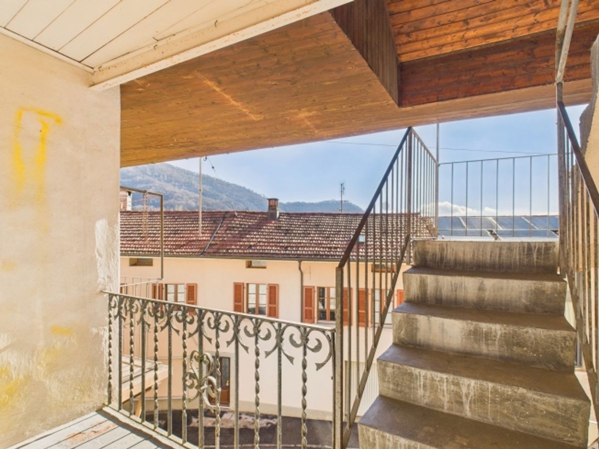 Elegante casa indipendente 1 locale con ampio balcone, Breggia - 9