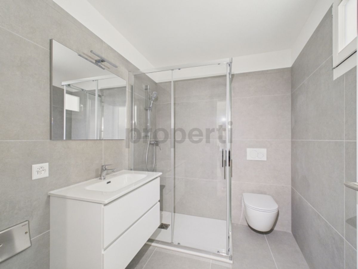 Moderno 3.5 locali appartamento con parcheggio interno, Biasca - 8