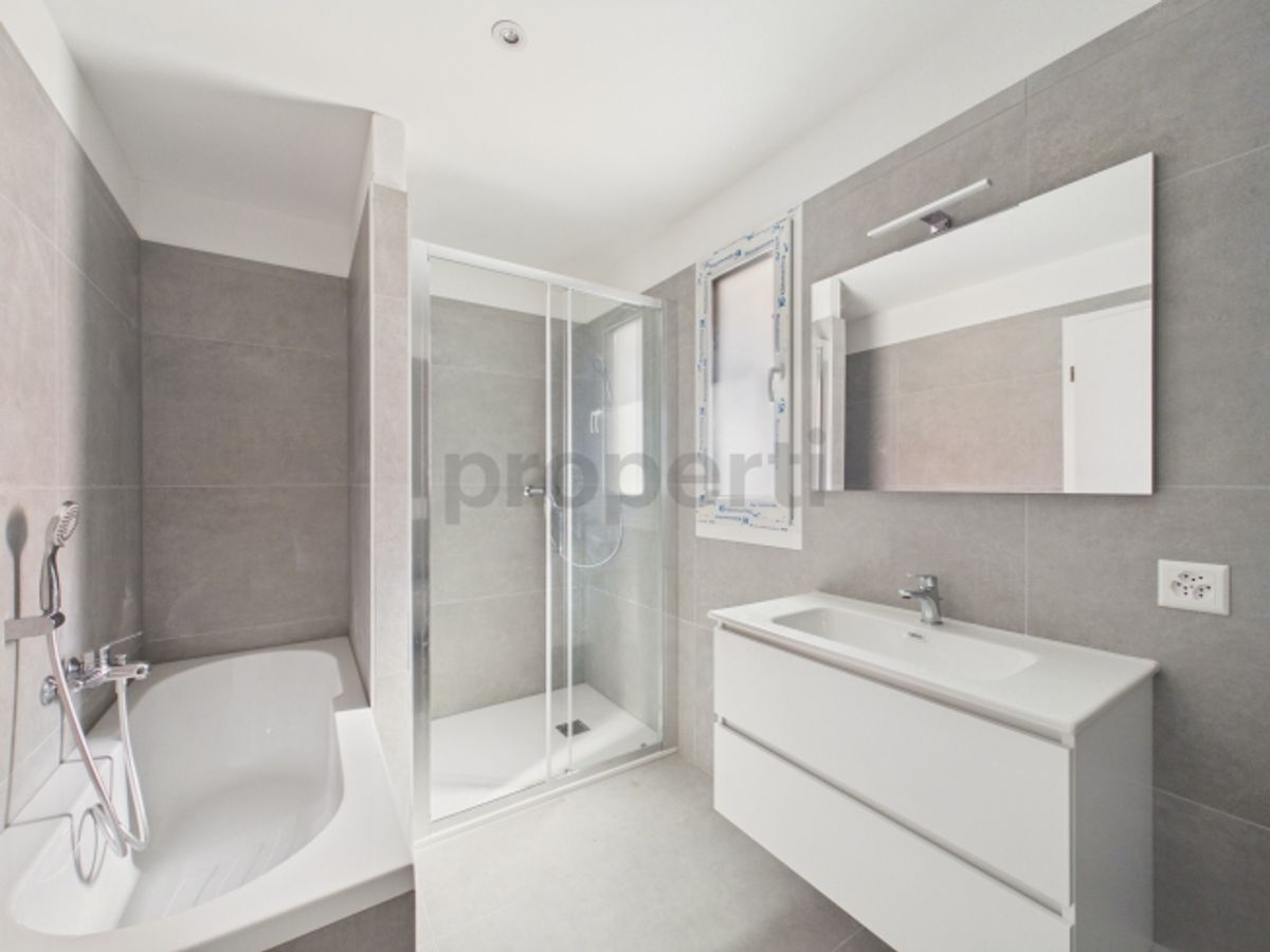 Moderno 3.5 locali appartamento con cantina, Biasca - 8