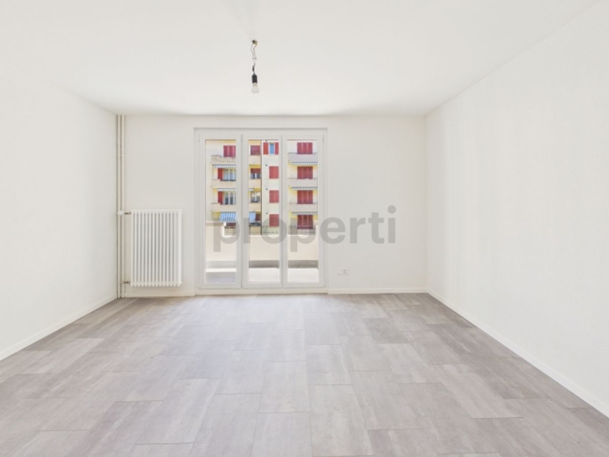2-Zimmer Wohnung mit Balkon - 1