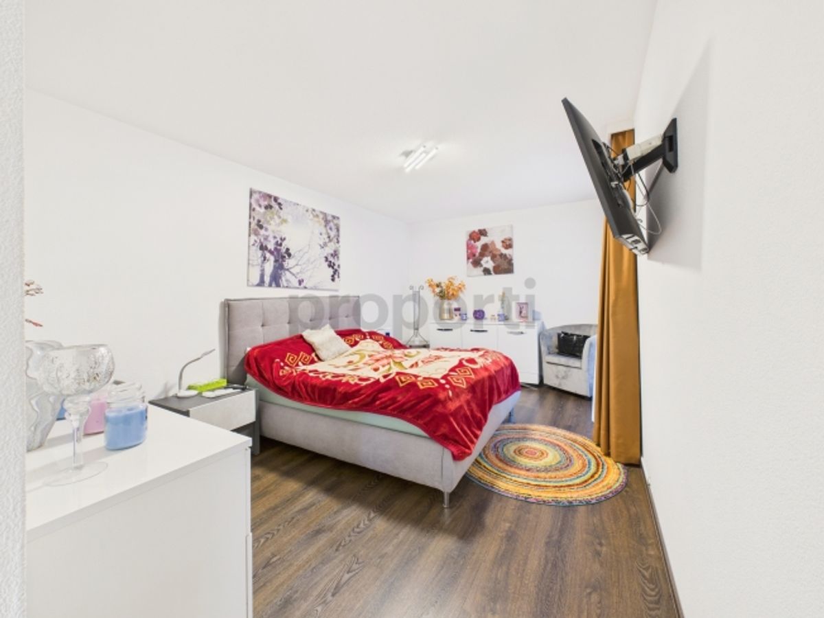 Gordola, condominio 3 Torri elegante 4,5 locali - 4