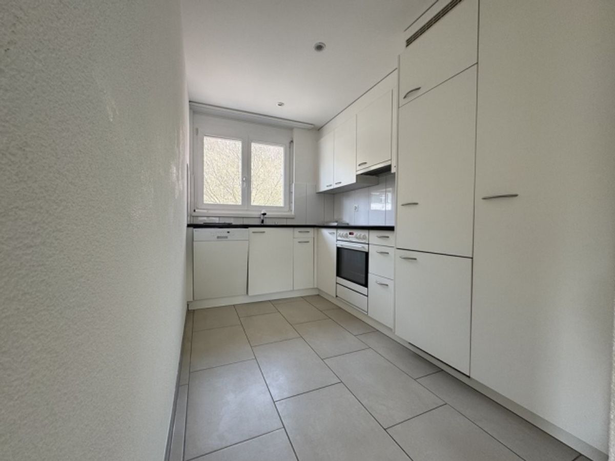 GEMÜTLICHE 4.5 ZIMMER-WOHNUNG IN BUBENDORF - 5