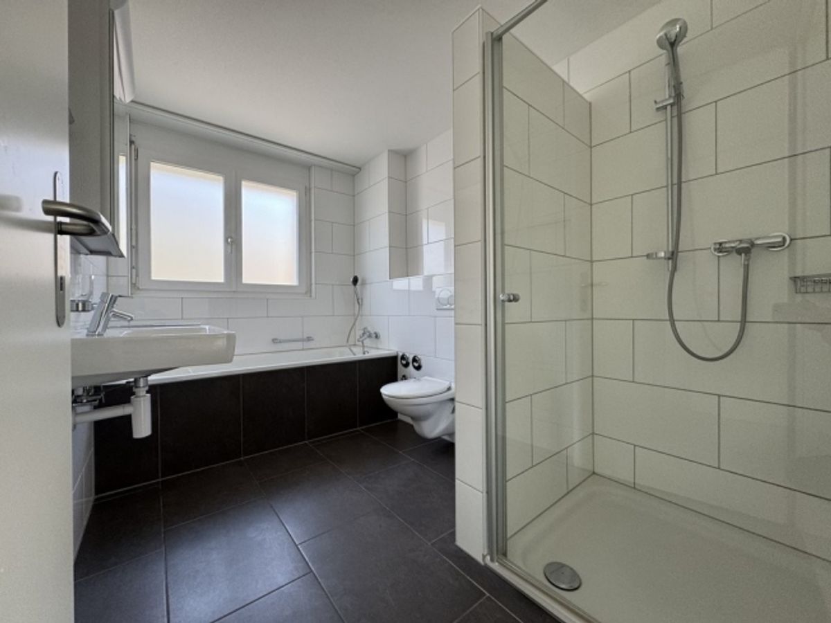 GEMÜTLICHE 4.5 ZIMMER-WOHNUNG IN BUBENDORF - 6