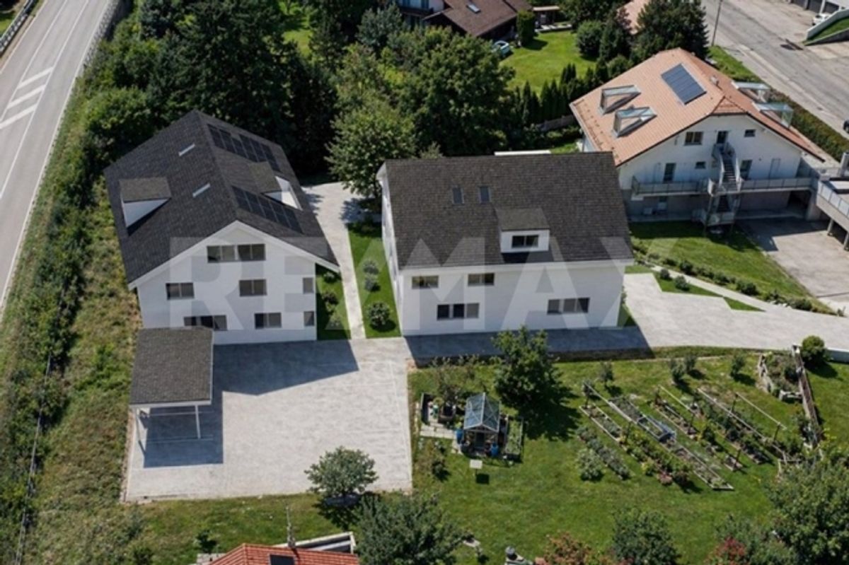 OFF-PLAN-ENTWICKLUNG ZUM VERKAUF, GRUNDSTÜCK B5, 4,5-ZIMMER-WOHNUNG MIT LOGGIA - 3