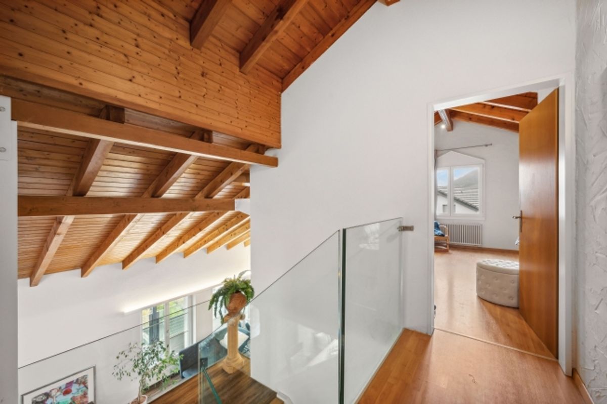 Exklusives Wohnen mit Aussicht Einfamilienhaus mit Einliegerwohnung - 9
