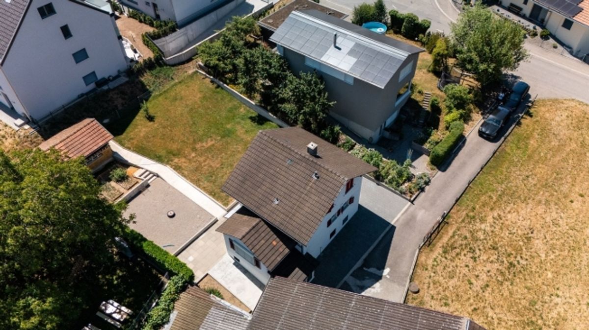 4.5-Zimmer-Einfamilienhaus mit Doppelgarage in Oberbipp kaufen - 2
