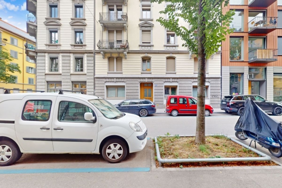Abstellplatz im Kreis 4 zu Vermieten! - 0