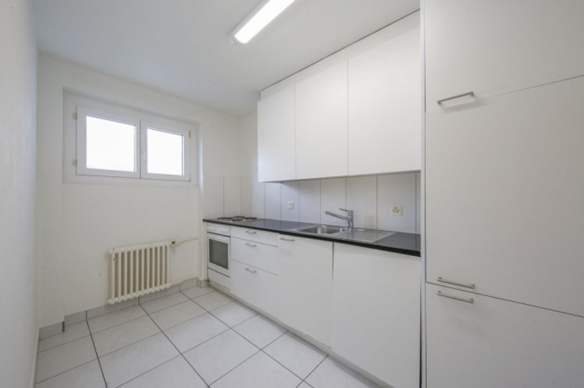 ZENTRALE 4 ZIMMER-WOHNUNG IN OLTEN - 3