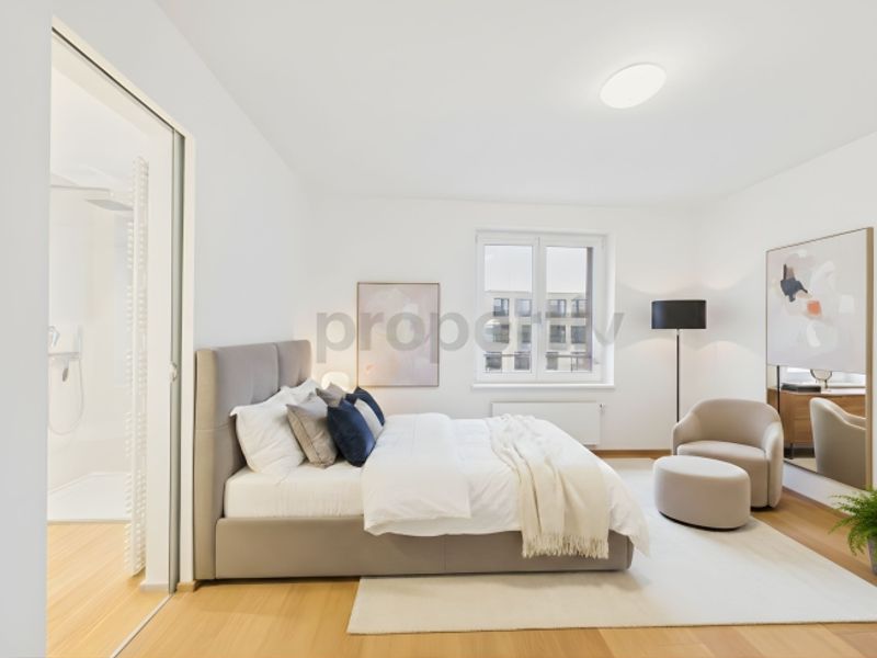 Neu renovierte 6.5-Zimmer-Attikawohnung mit sonnigem Balkon in Basel - 9