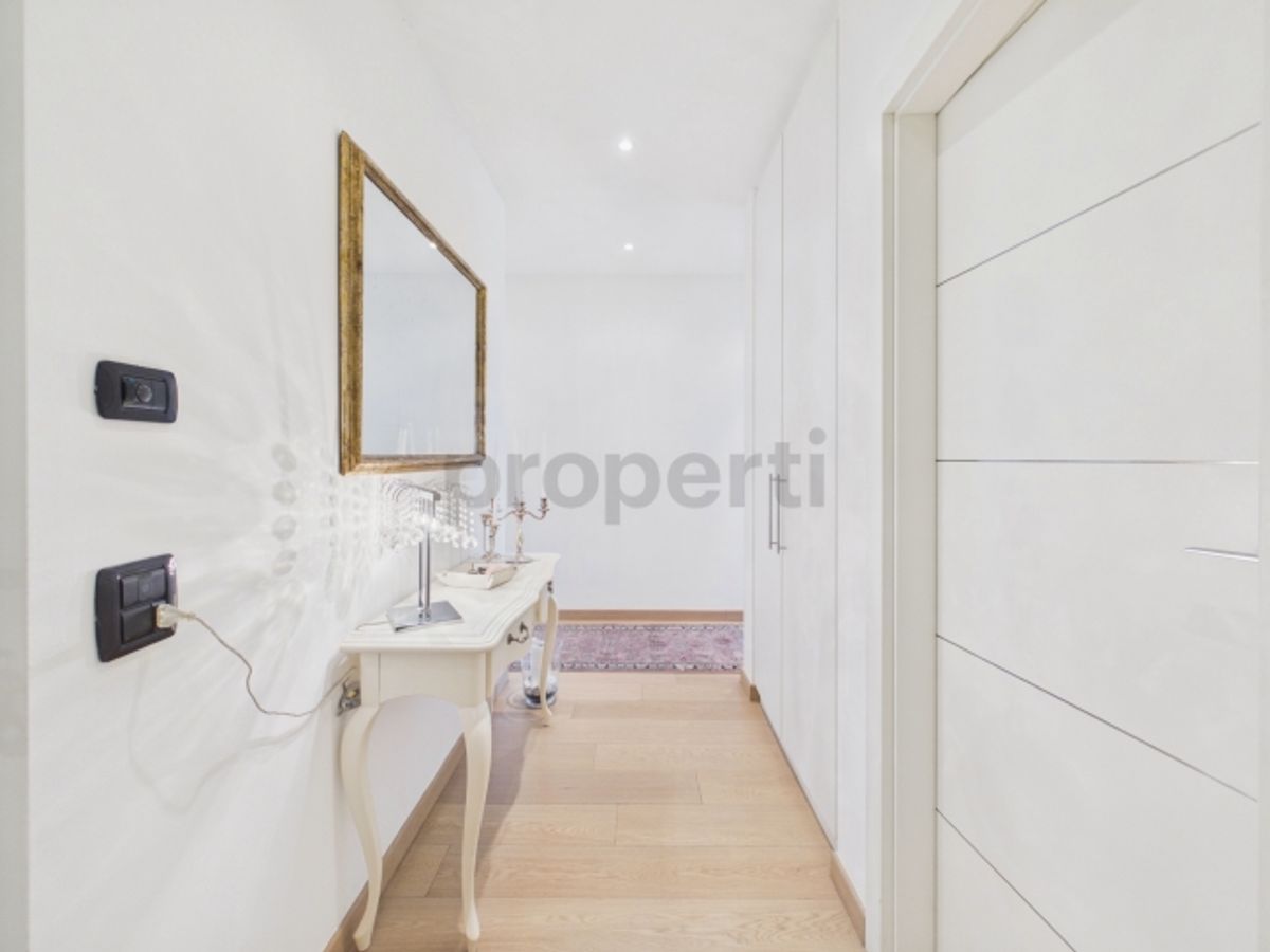 Eleganza, Panorama e Privacy Nel Cuore Di Montagnola - 10