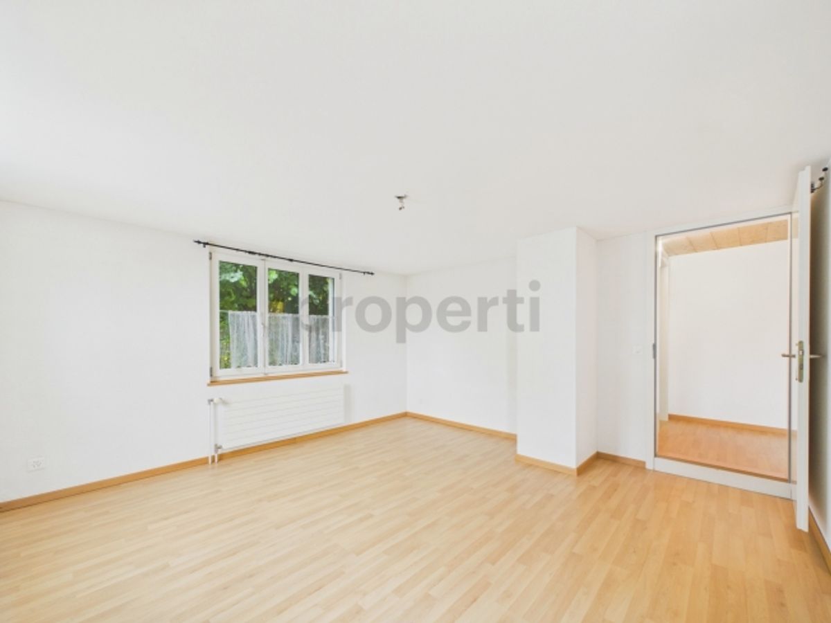 Gemütliche 6-Zimmer Einfamilienhaus an ruhiger Lage in Glarus - 9