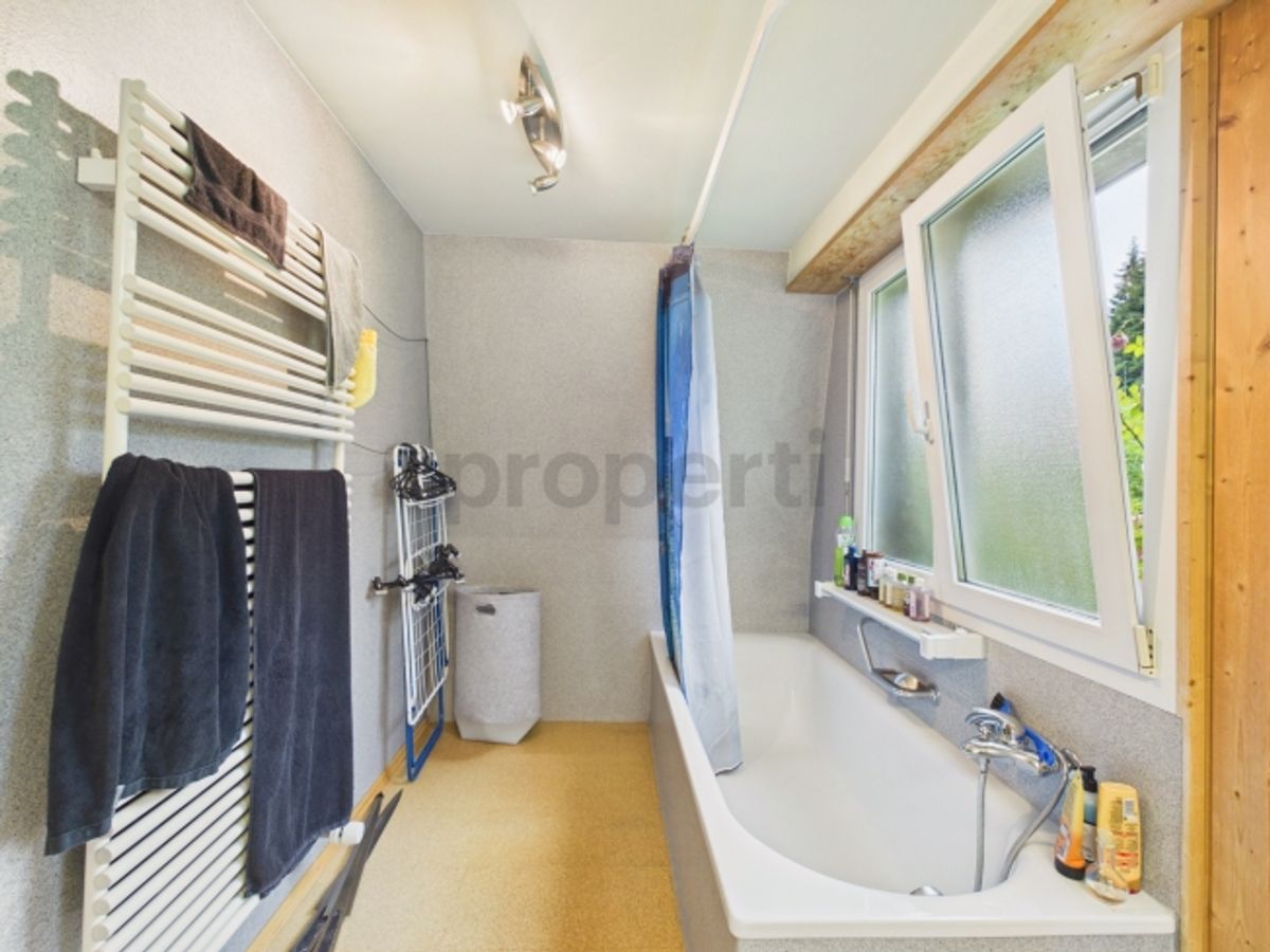 Idyllisches Einfamilienhaus mit sonnigem Garten und Pool in Trogen AR - 8