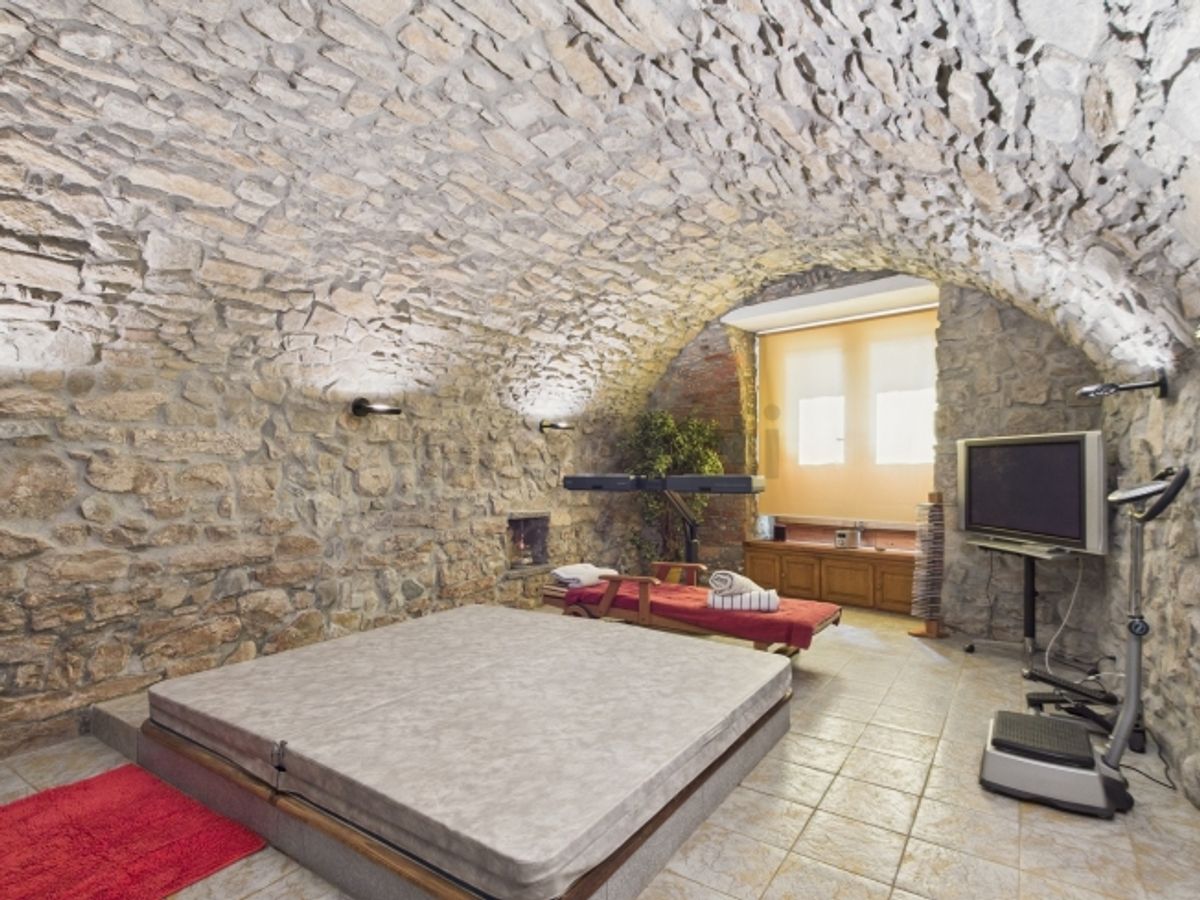 Grande maison de 11 pièces avec cachet  habitation, rendement ou projet mixte - 9