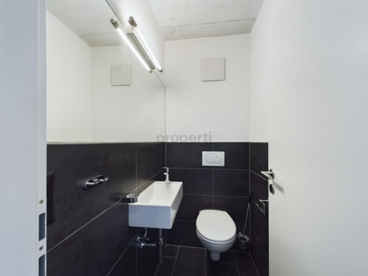 Modernes 5.5-Zimmer-Reihenhaus mit Keller, Pieterlen - 9