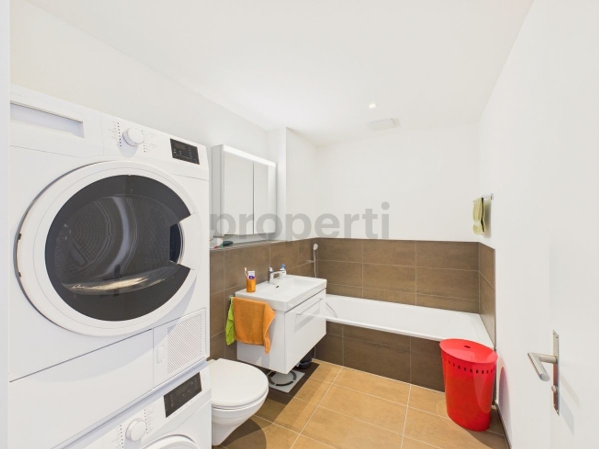 Moderne 4.5-Zimmer-Wohnung mit Balkon und schöner Weitsicht, inkl. einem Parkplatz - 8