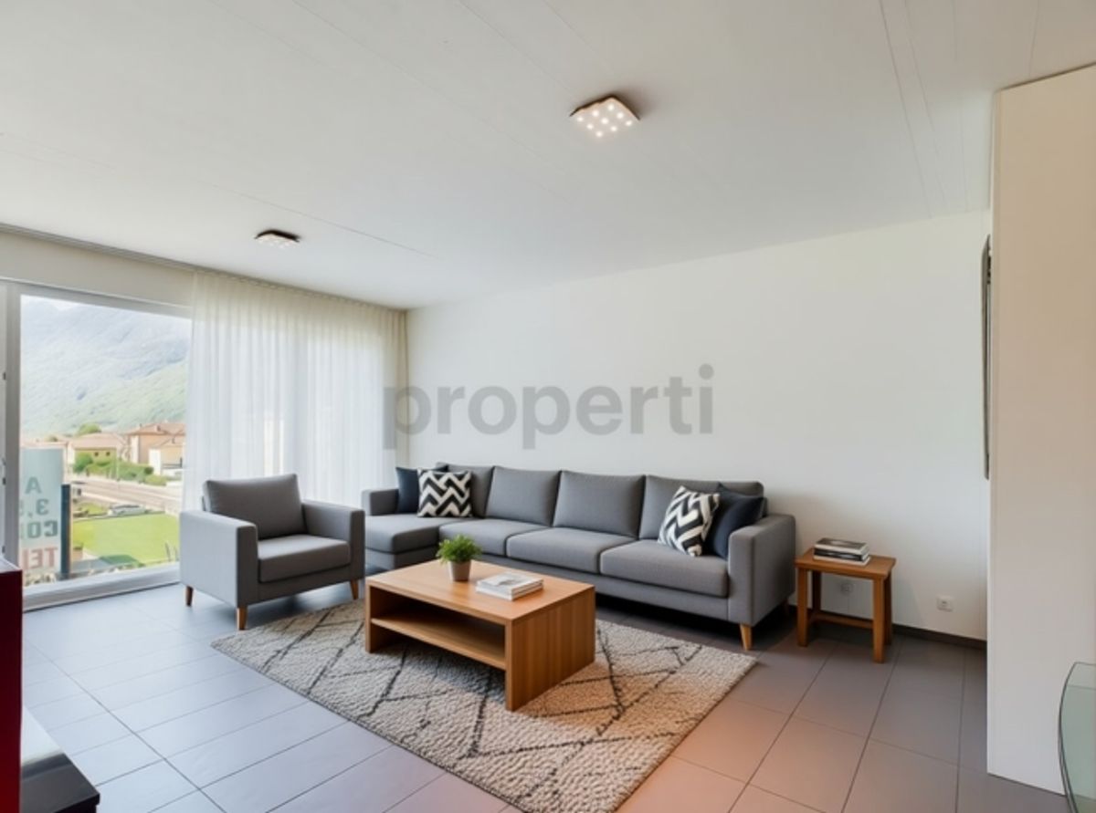 Moderno e luminoso appartamento di 3.5 locali a Biasca - 1