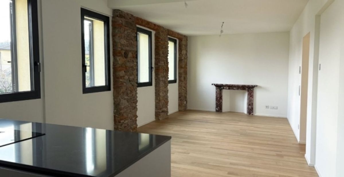 Moderno Appartamento di 3.5 Locali al Piano Terra con Vista Lago a Pura  Comfort in Posizione Tranquilla - 1