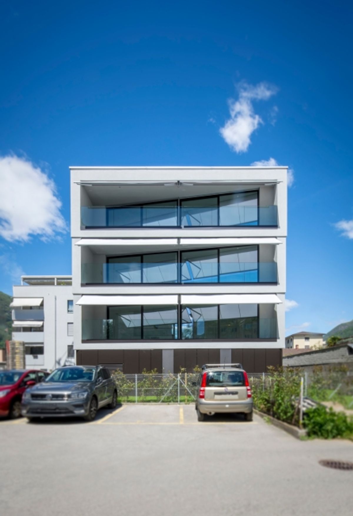 Palazzina Moderna a reddito nel cuore di Bellinzona . - 1