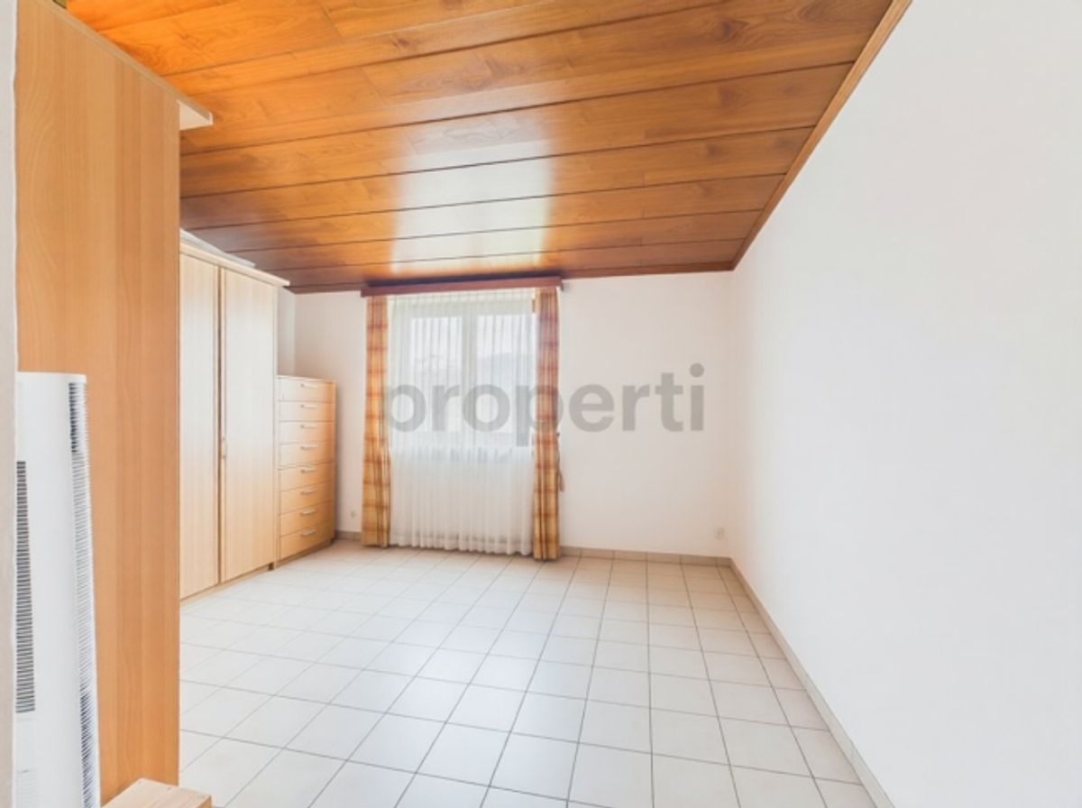 Brissago  Bifamiliare con vista lago, piscina e grande potenziale di sviluppo - 4
