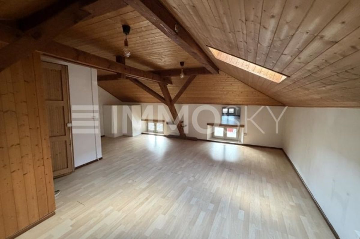 Gemischtes Gebäude im Preonzo House und Geschäftsräume - 3