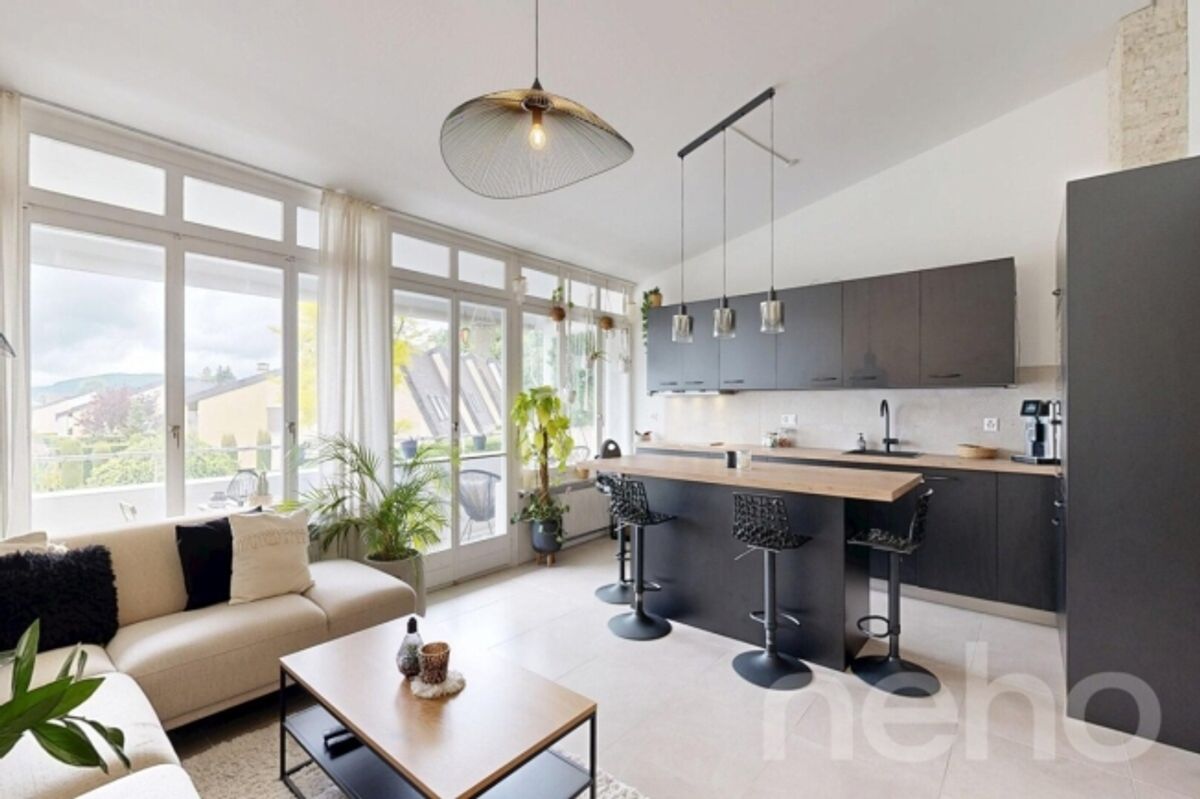 Wunderschönes Penthouse, komplett renoviert in Borex - 0