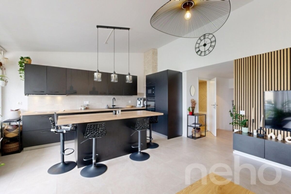 Wunderschönes Penthouse, komplett renoviert in Borex - 2