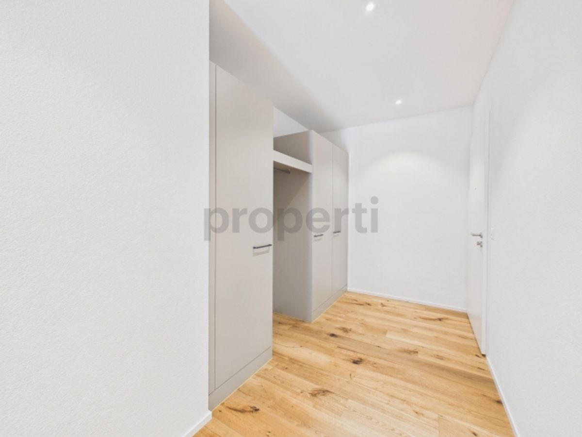 Neubau / Erstbezug Eigener 120 m² Garten mit Parkblick, 40 m² Wohnbereich - 11