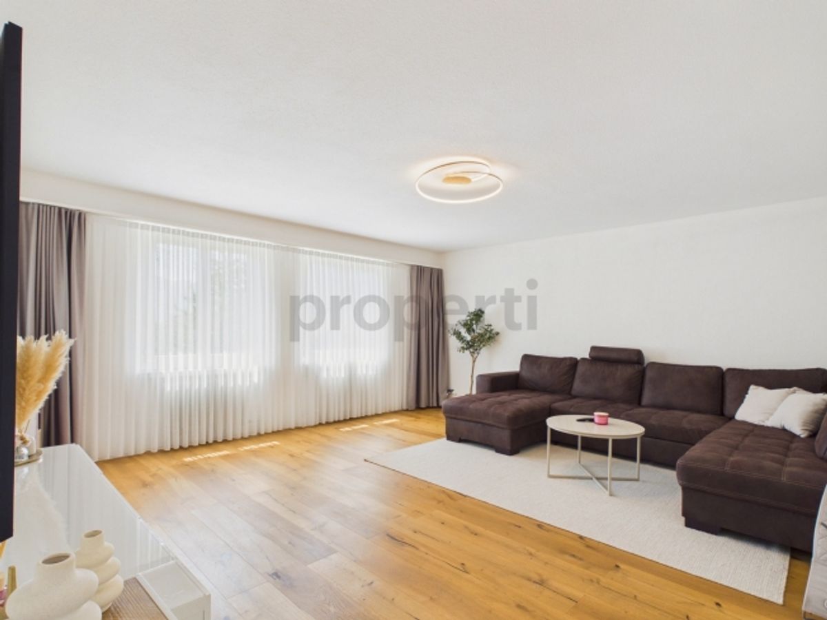 Familienfreundliches Zuhause, stilvoll saniert - 3