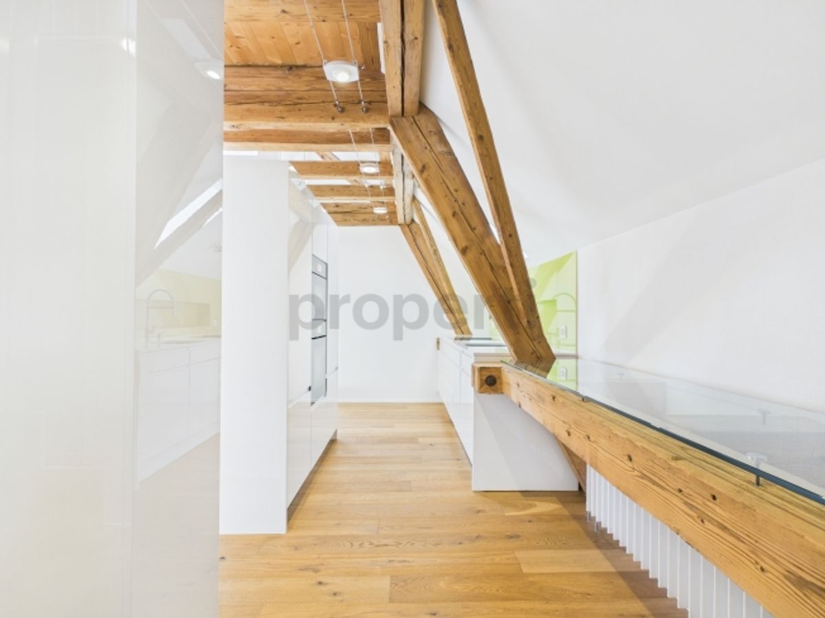 2.5 Zimmer Wohnung  ein einzigartiges Zuhause, das Geschichte und Moderne vereint - 4