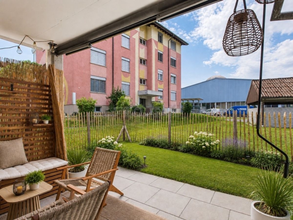 Renovierte 3.5-Zimmer-Wohnung mit privatem Gartensitzplatz und moderner Ausstattung - 9
